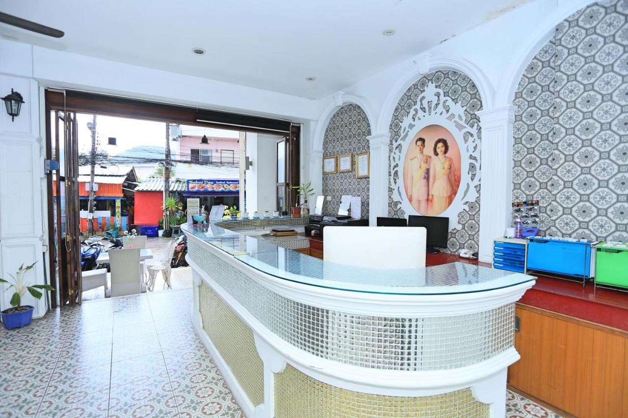 Hotel Lucky Sun Patong Esterno foto