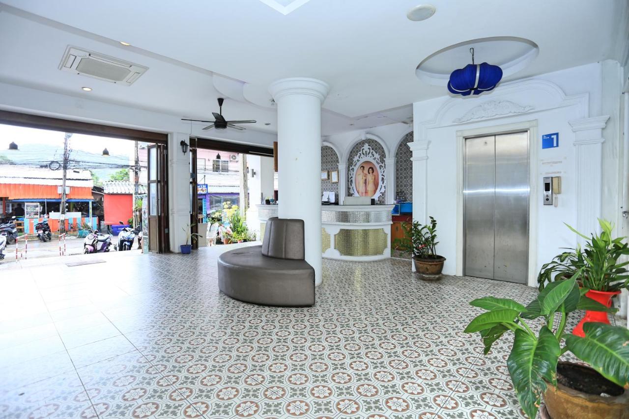 Hotel Lucky Sun Patong Esterno foto